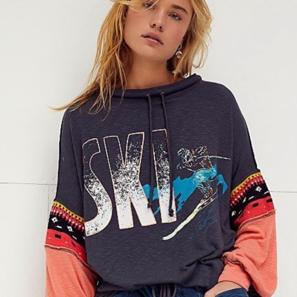 Free People Retro Long Sleeve Tee Shirt Size Small NWT